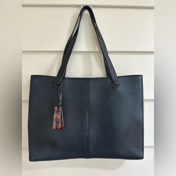 CHANEL Black Leather Caviar Tote - Picture 2 of 12